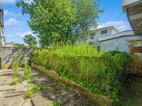 418 Beach 29th Street, Far Rockaway NY 11691