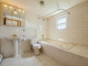 418 Beach 29th Street, Far Rockaway NY 11691