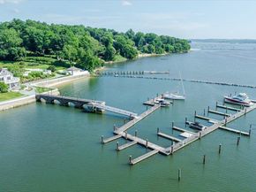 53 Pembroke Drive, Glen Cove NY 11542