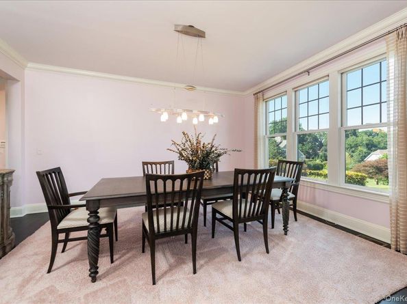 53 Pembroke Drive, Glen Cove NY 11542