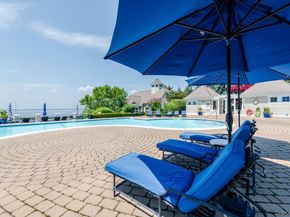 53 Pembroke Drive, Glen Cove NY 11542