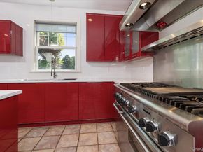 53 Pembroke Drive, Glen Cove NY 11542
