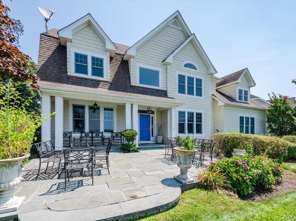 53 Pembroke Drive, Glen Cove NY 11542