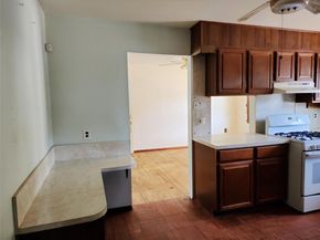 78 Roslyn Street, Islip Terrace NY 11752