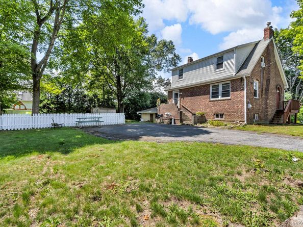 16 Tighe Road, Yorktown Heights NY 10598
