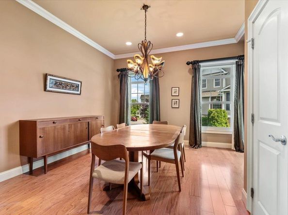 481 Pacing Way, Westbury NY 11590