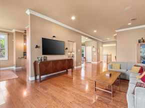 481 Pacing Way, Westbury NY 11590
