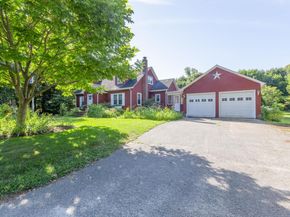 5660 Sound Avenue, Mattituck NY 11952