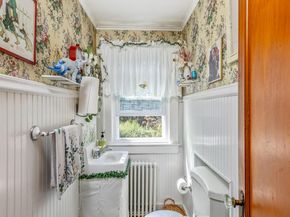 5660 Sound Avenue, Mattituck NY 11952