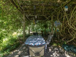 5660 Sound Avenue, Mattituck NY 11952