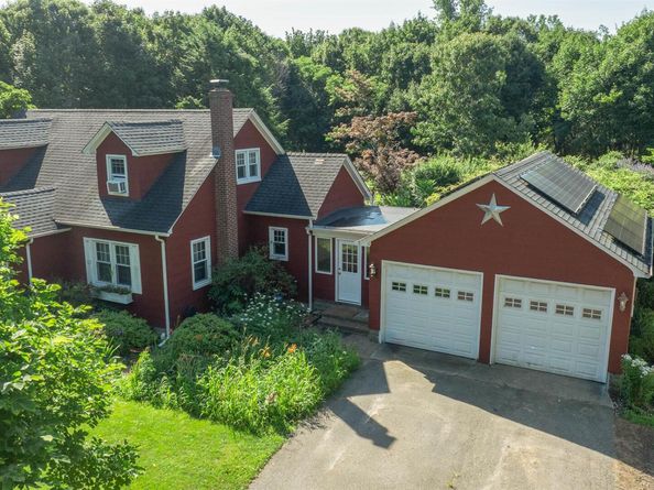 5660 Sound Avenue, Mattituck NY 11952