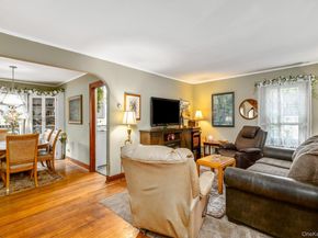 5660 Sound Avenue, Mattituck NY 11952