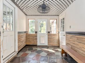 5660 Sound Avenue, Mattituck NY 11952