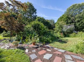 5660 Sound Avenue, Mattituck NY 11952
