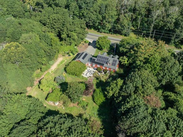 5660 Sound Avenue, Mattituck NY 11952