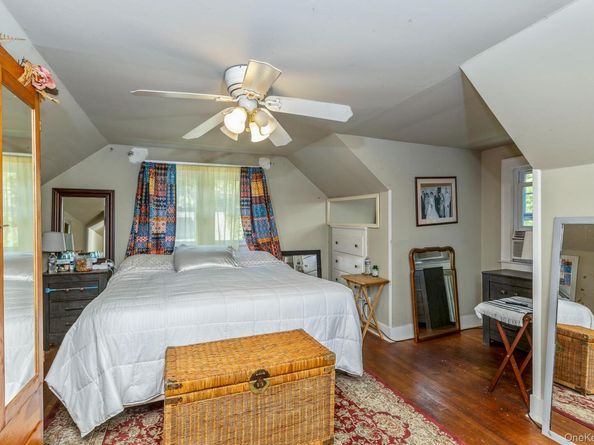 5660 Sound Avenue, Mattituck NY 11952