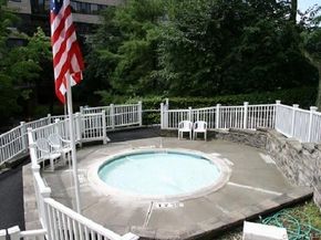 23 Hillside Terrace H, White Plains NY 10601