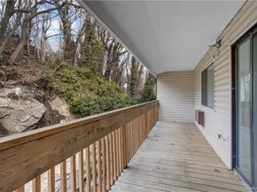 23 Hillside Terrace H, White Plains NY 10601