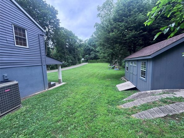 5 Red Mill Road, Cortlandt Manor NY 10567