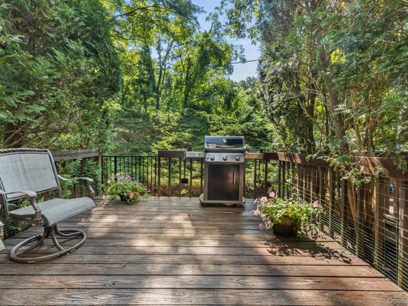 58 Winterberry Circle, Cross River NY 10518