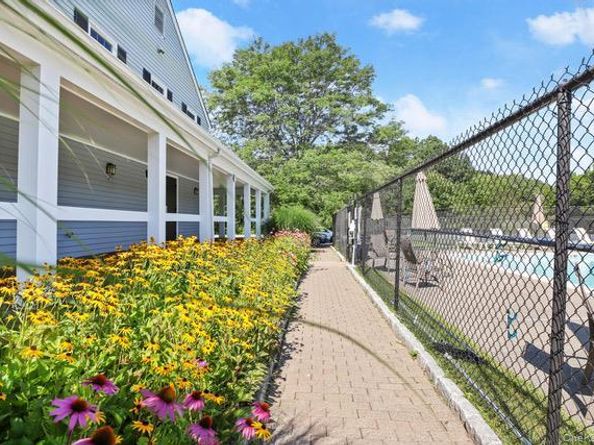 58 Winterberry Circle, Cross River NY 10518