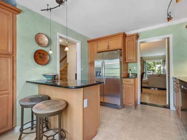 58 Winterberry Circle, Cross River NY 10518