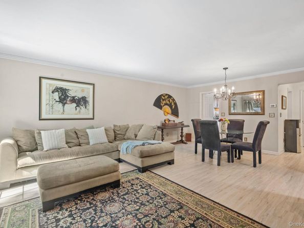 58 Winterberry Circle, Cross River NY 10518