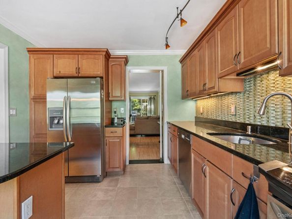 58 Winterberry Circle, Cross River NY 10518