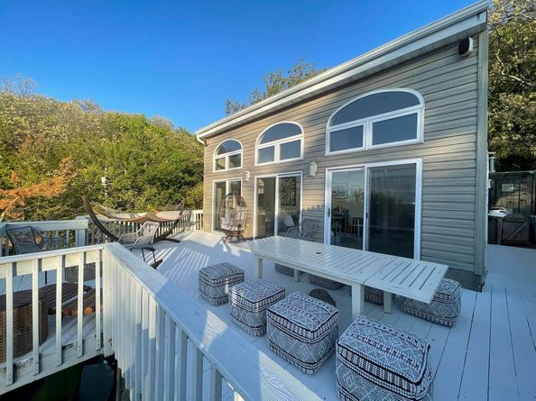 379 Oakleigh Avenue, Baiting Hollow NY 11933