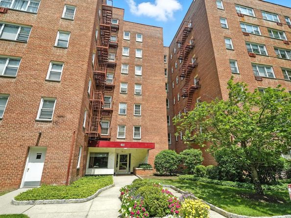 611 Palmer Road 3S, Yonkers NY 10701