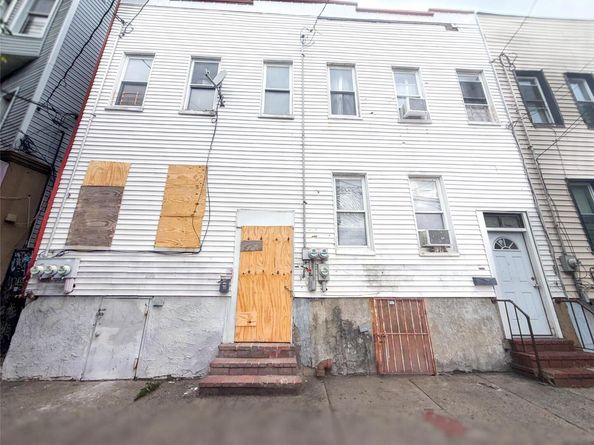 1129 E Tremont Avenue, Bronx NY 10460