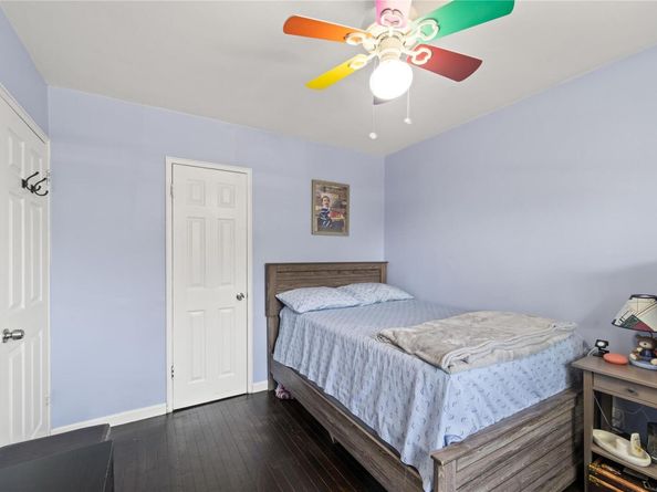 220-06 Stronghurst Avenue Lower, Queens Village NY 11427