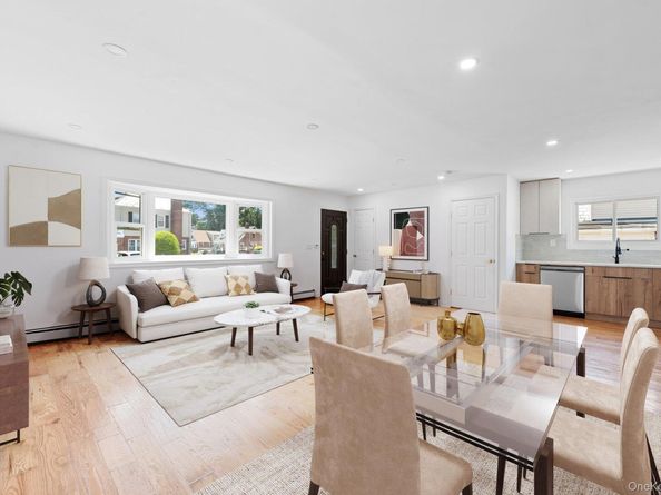 7 Stanley Place, Hempstead NY 11550