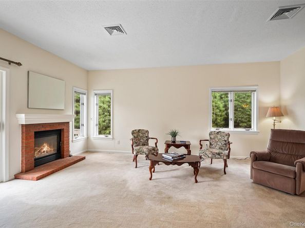 798 Heritage Hills Drive D, Somers NY 10589