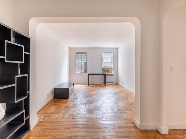 2190 Boston Road 4E, Bronx NY 10462