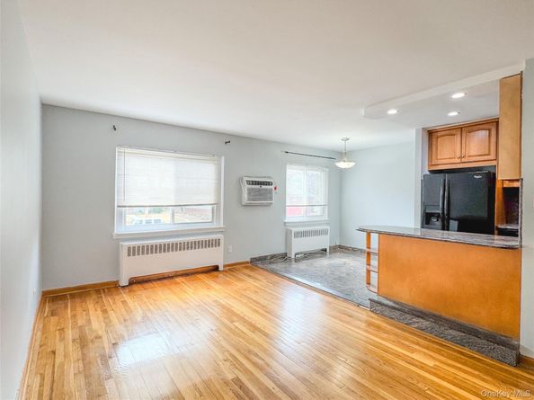 151-17 7th Avenue, Whitestone NY 11357