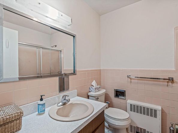 218-27 Sawyer Avenue, Queens Village NY 11427