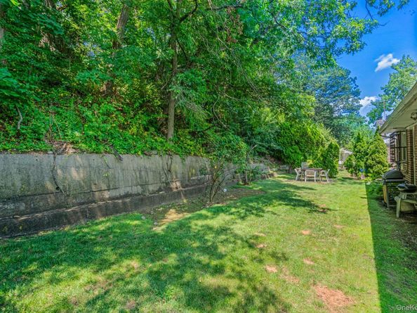 218-27 Sawyer Avenue, Queens Village NY 11427