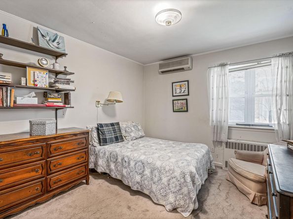 218-27 Sawyer Avenue, Queens Village NY 11427