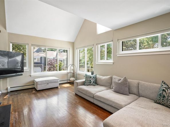 7 Top Of The Ridge Ridge B4, Mamaroneck NY 10543