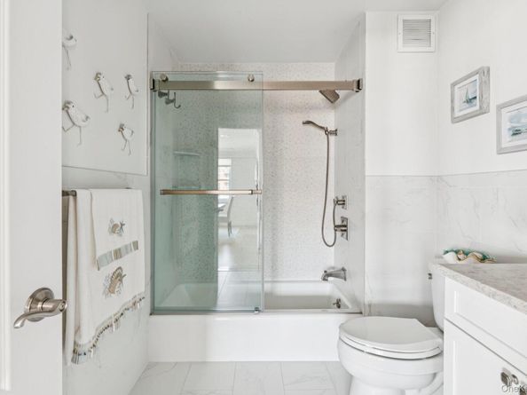 26 W Broadway 803, Long Beach NY 11561