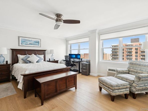 26 W Broadway 803, Long Beach NY 11561