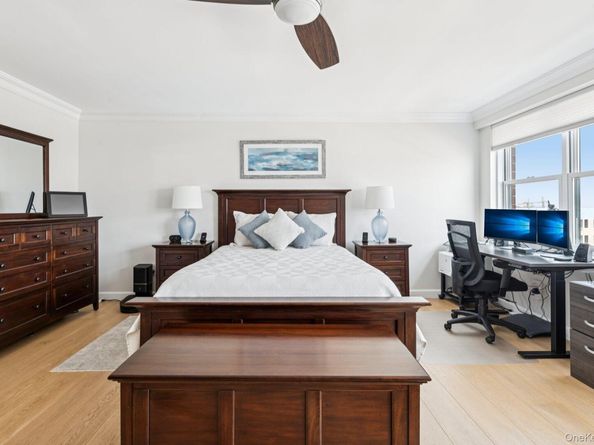 26 W Broadway 803, Long Beach NY 11561