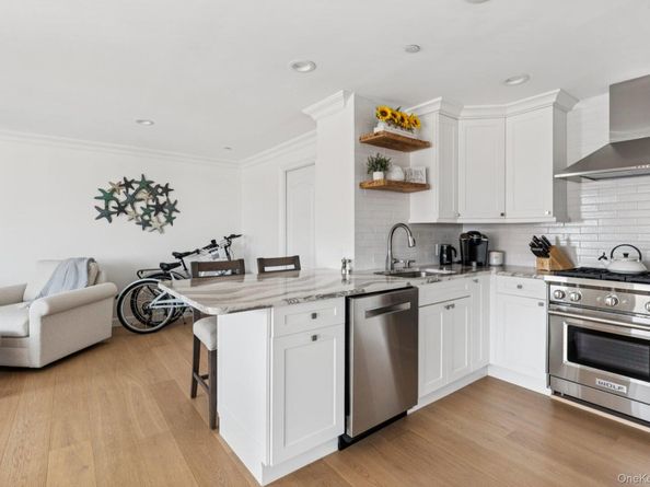 26 W Broadway 803, Long Beach NY 11561