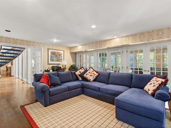 294 Half Hollow Road, Dix Hills NY 11746