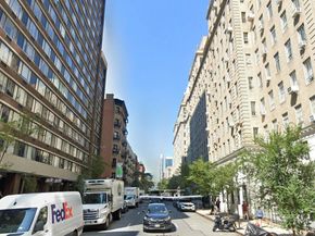 353 W 56th Street 2D, New York (Manhattan) NY 10019