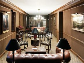 353 W 56th Street 2D, New York (Manhattan) NY 10019