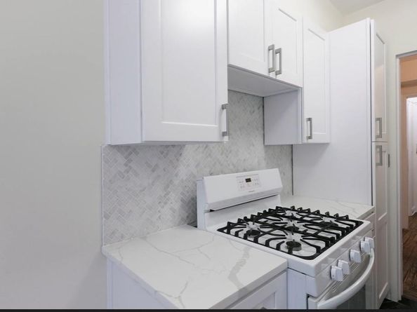 353 W 56th Street 2D, New York (Manhattan) NY 10019