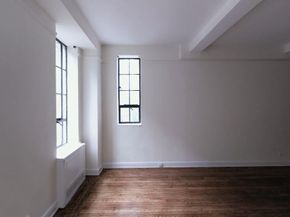 353 W 56th Street 2D, New York (Manhattan) NY 10019