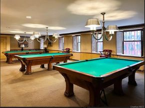 353 W 56th Street 2D, New York (Manhattan) NY 10019
